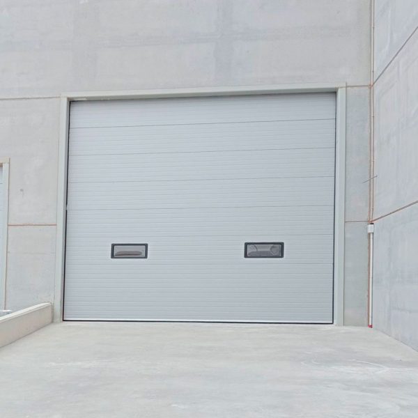 Sistema para puerta Seccional Industrial de Garaje: Soon